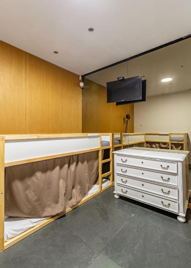 C&F Hostel بورتو المظهر الخارجي الصورة